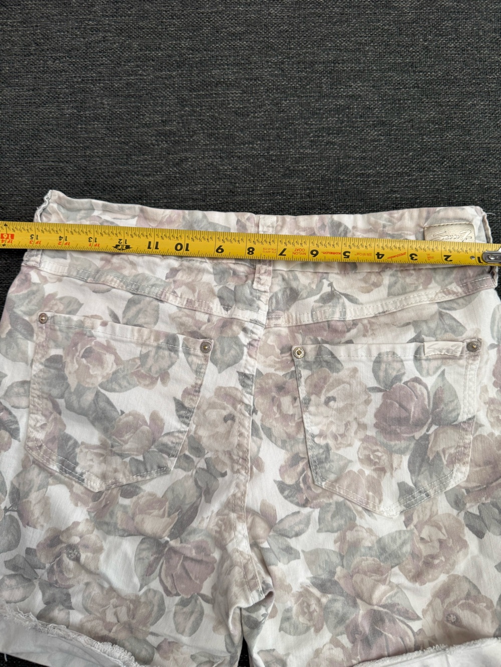 Seven 7 90’s Y2K Floral Print Women's Denim Shorts - White Blush trending mid - Picture 9 of 12